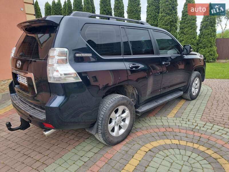 Позашляховик / Кросовер Toyota Land Cruiser Prado 2011 в Коломиї