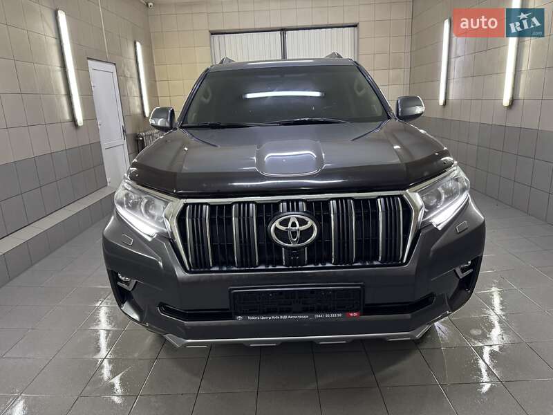 Позашляховик / Кросовер Toyota Land Cruiser Prado 2019 в Умані