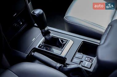 Позашляховик / Кросовер Toyota Land Cruiser Prado 2013 в 