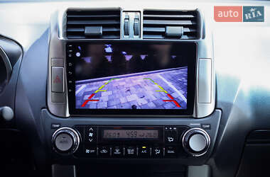 Позашляховик / Кросовер Toyota Land Cruiser Prado 2013 в 