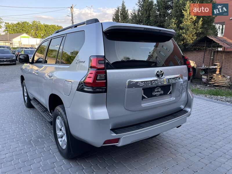 Внедорожник / Кроссовер Toyota Land Cruiser Prado 2018 в Виннице