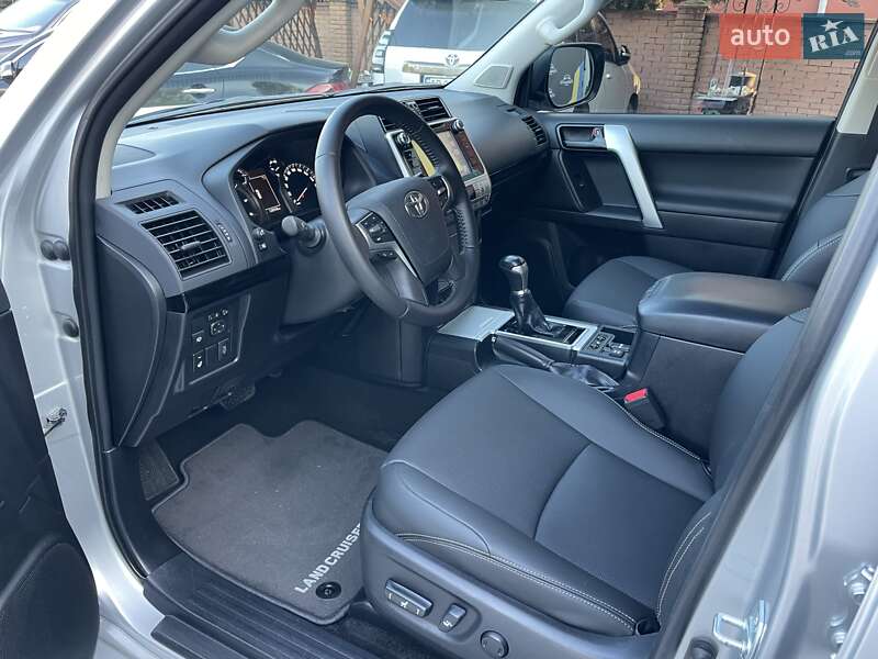 Внедорожник / Кроссовер Toyota Land Cruiser Prado 2018 в Виннице