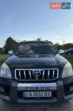 Внедорожник / Кроссовер Toyota Land Cruiser Prado 2005 в 