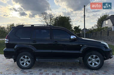 Внедорожник / Кроссовер Toyota Land Cruiser Prado 2005 в 