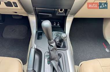 Внедорожник / Кроссовер Toyota Land Cruiser Prado 2004 в 
