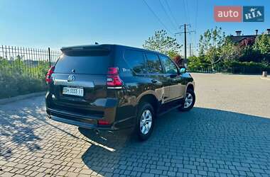 Внедорожник / Кроссовер Toyota Land Cruiser Prado 2022 в 