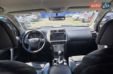Позашляховик / Кросовер Toyota Land Cruiser Prado 2019 в 