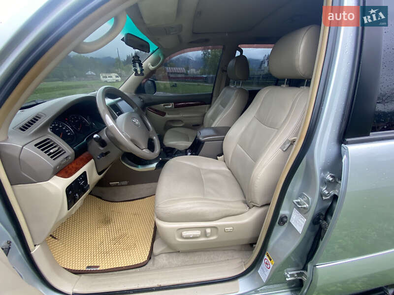 Внедорожник / Кроссовер Toyota Land Cruiser Prado 2003 в Верховине