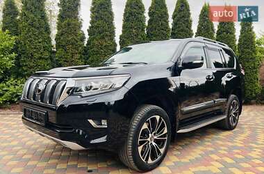Внедорожник / Кроссовер Toyota Land Cruiser Prado 2020 в 