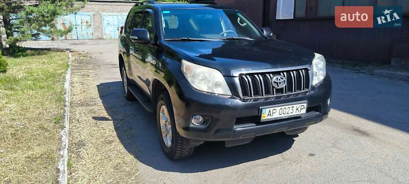 Внедорожник / Кроссовер Toyota Land Cruiser Prado 2010 в Запорожье