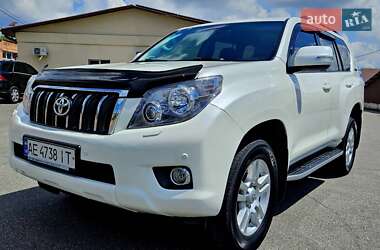 Позашляховик / Кросовер Toyota Land Cruiser Prado 2012 в 