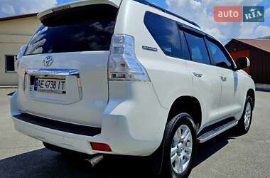 Позашляховик / Кросовер Toyota Land Cruiser Prado 2012 в 