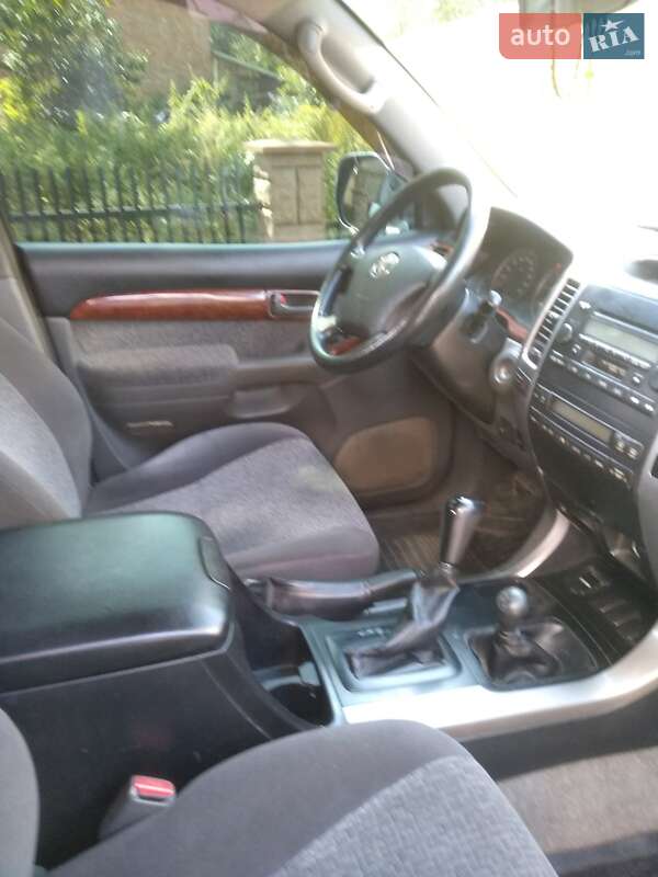 Позашляховик / Кросовер Toyota Land Cruiser Prado 2007 в Самборі фото 9 Позашляховик / Кросовер Toyota Land Cruiser Prado 2007 в Самборі