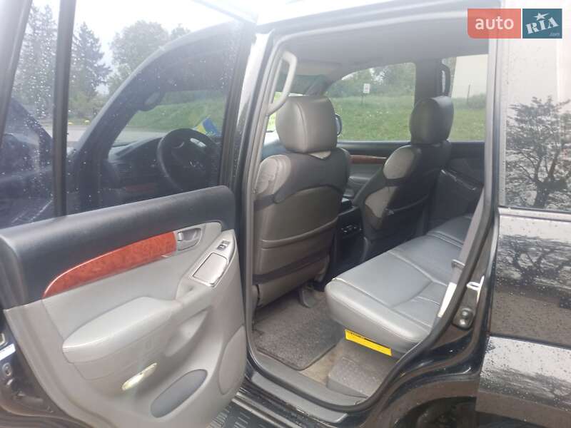 Внедорожник / Кроссовер Toyota Land Cruiser Prado 2007 в Львове фото 7 Внедорожник / Кроссовер Toyota Land Cruiser Prado 2007 в Львове