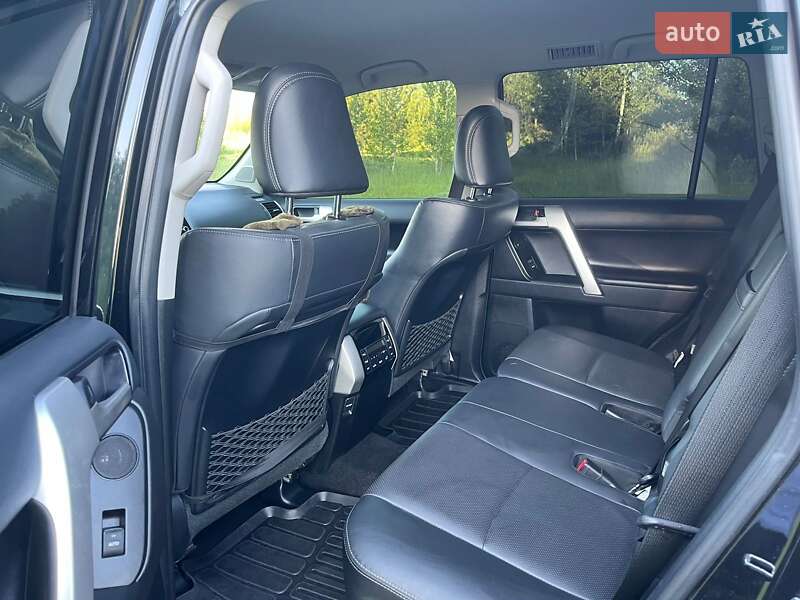 Позашляховик / Кросовер Toyota Land Cruiser Prado 2023 в Києві