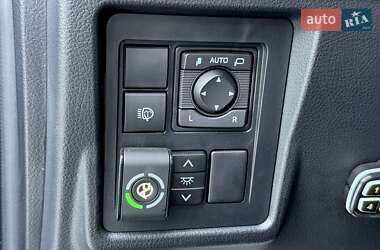 Внедорожник / Кроссовер Toyota Land Cruiser Prado 2022 в 