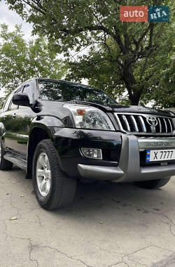 Внедорожник / Кроссовер Toyota Land Cruiser Prado 2006 в 