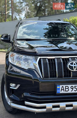 Внедорожник / Кроссовер Toyota Land Cruiser Prado 2023 в 