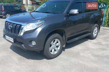 Позашляховик / Кросовер Toyota Land Cruiser Prado 2017 в 