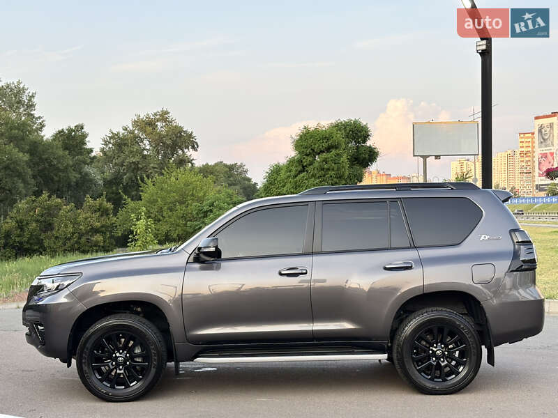 Внедорожник / Кроссовер Toyota Land Cruiser Prado 2022 в Киеве