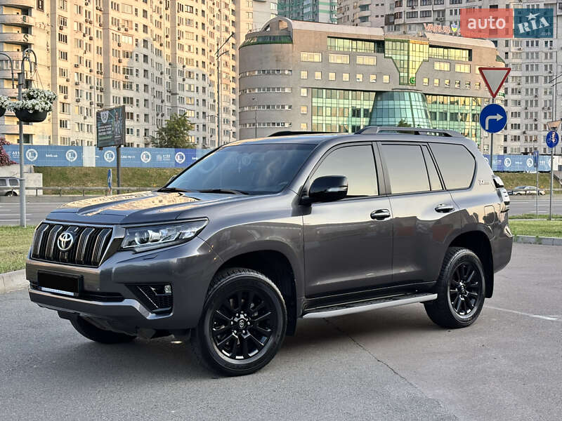 Внедорожник / Кроссовер Toyota Land Cruiser Prado 2022 в Киеве