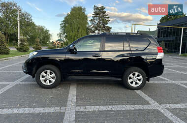 Внедорожник / Кроссовер Toyota Land Cruiser Prado 2010 в 