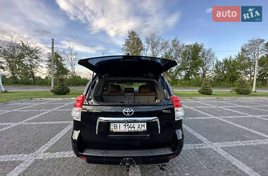 Внедорожник / Кроссовер Toyota Land Cruiser Prado 2010 в 