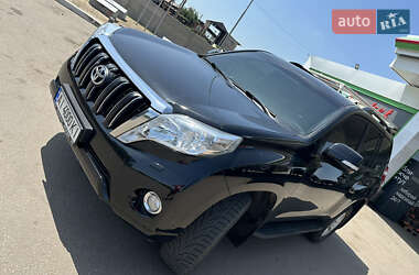 Позашляховик / Кросовер Toyota Land Cruiser Prado 2017 в 