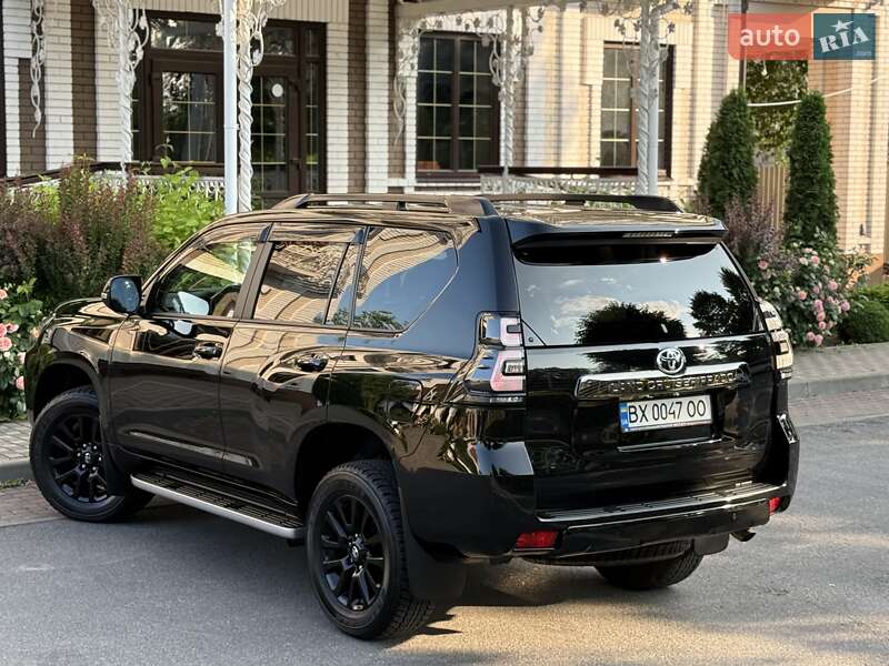 Внедорожник / Кроссовер Toyota Land Cruiser Prado 2021 в Виннице