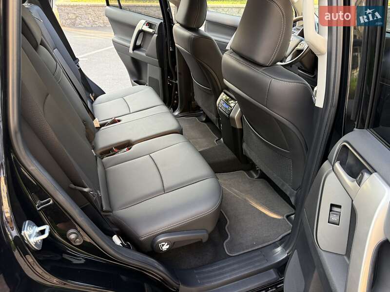 Внедорожник / Кроссовер Toyota Land Cruiser Prado 2021 в Виннице