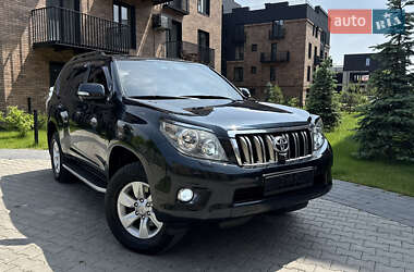 Позашляховик / Кросовер Toyota Land Cruiser Prado 2011 в 
