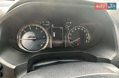 Позашляховик / Кросовер Toyota Land Cruiser Prado 2019 в 