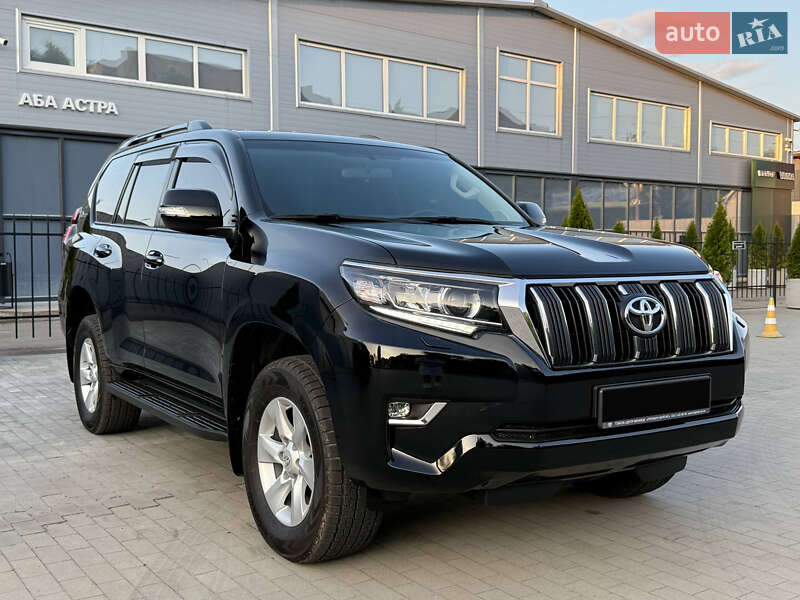 Внедорожник / Кроссовер Toyota Land Cruiser Prado 2021 в Киеве