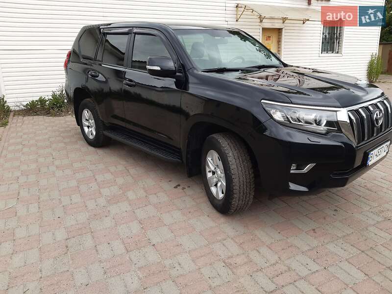 Внедорожник / Кроссовер Toyota Land Cruiser Prado 2017 в Полтаве
