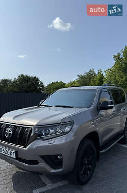 Внедорожник / Кроссовер Toyota Land Cruiser Prado 2021 в 
