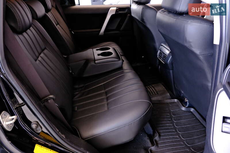 Внедорожник / Кроссовер Toyota Land Cruiser Prado 2017 в Одессе фото 50 Внедорожник / Кроссовер Toyota Land Cruiser Prado 2017 в Одессе