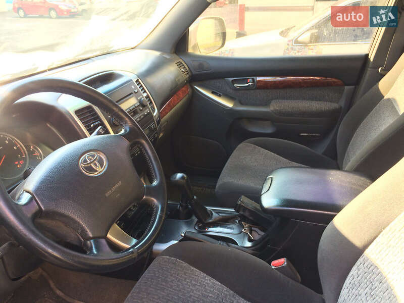 Внедорожник / Кроссовер Toyota Land Cruiser Prado 2006 в Киеве фото 7 Внедорожник / Кроссовер Toyota Land Cruiser Prado 2006 в Киеве