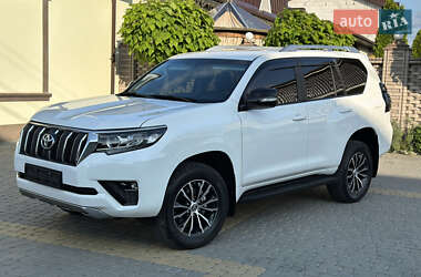 Внедорожник / Кроссовер Toyota Land Cruiser Prado 2020 в 