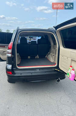 Внедорожник / Кроссовер Toyota Land Cruiser Prado 2007 в 