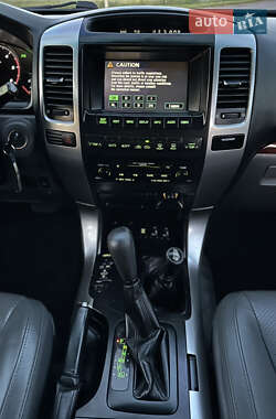 Внедорожник / Кроссовер Toyota Land Cruiser Prado 2006 в 