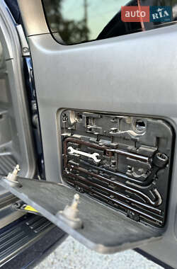 Внедорожник / Кроссовер Toyota Land Cruiser Prado 2006 в 