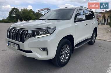 Внедорожник / Кроссовер Toyota Land Cruiser Prado 2020 в 