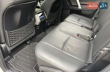 Внедорожник / Кроссовер Toyota Land Cruiser Prado 2020 в 