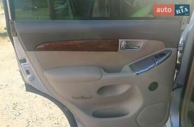Внедорожник / Кроссовер Toyota Land Cruiser Prado 2005 в 