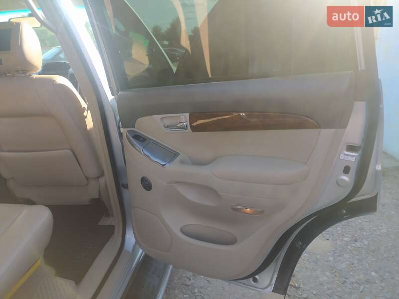 Позашляховик / Кросовер Toyota Land Cruiser Prado 2005 в Запоріжжі