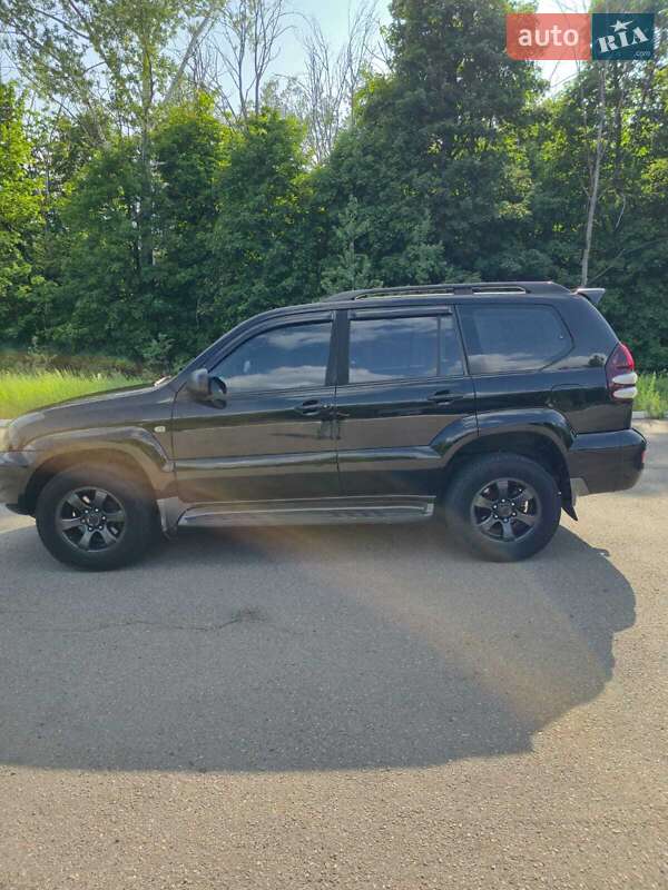 Позашляховик / Кросовер Toyota Land Cruiser Prado 2008 в Києві