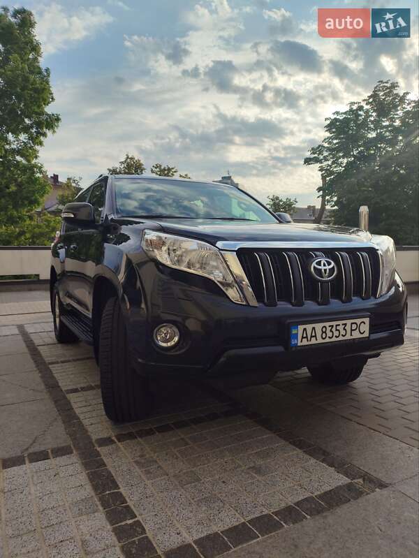 Toyota Land Cruiser Prado 2016