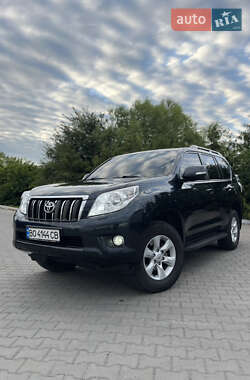 Внедорожник / Кроссовер Toyota Land Cruiser Prado 2010 в Тернополе