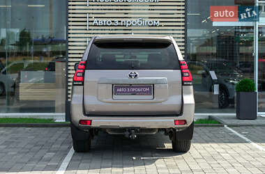 Внедорожник / Кроссовер Toyota Land Cruiser Prado 2022 в 