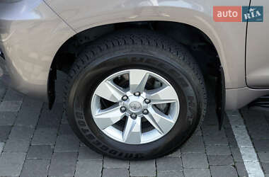 Внедорожник / Кроссовер Toyota Land Cruiser Prado 2022 в 